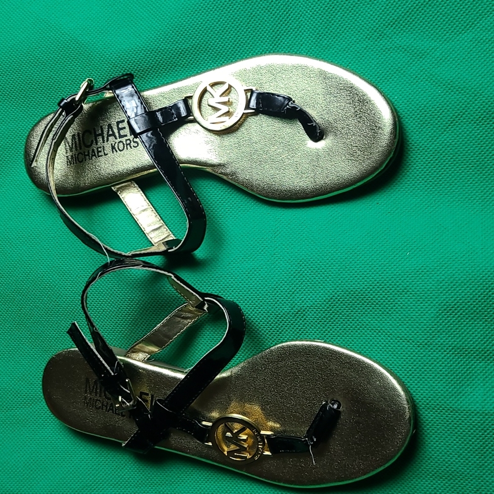 Girl's Michael Kors Sandals 👡 🩴